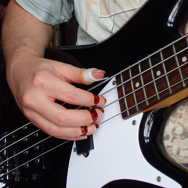 thumbpick bass fingerpicks 01